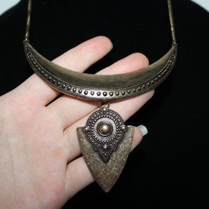 Vintagejelyfish Jewelry - Vintage style gold rustic bib necklace Vintagejelyfish Jewelry - Vintage style gold rustic bib necklace